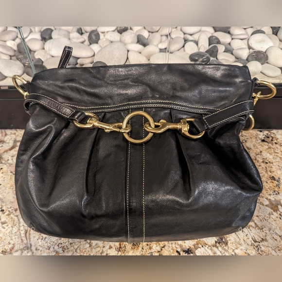 Coach Handbags - NWOT COACH Hamptons Belted Hobo Shoulder Bag Black Leather & Brass w/ Charm